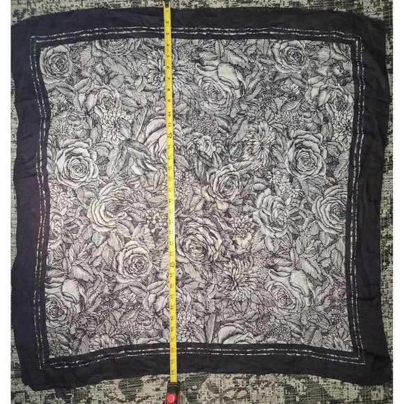 liz st claire Accessories Vintage Liz St Claire 0 Rayon Blackwhite